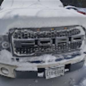 Meet your Posher, Seguin